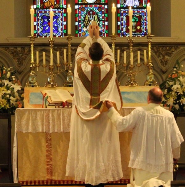 Praised be the Most Blessed Sacrament of the Altar!